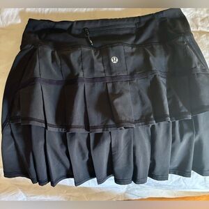 Lululemon black pace setter skirt